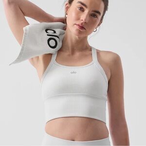NWOT Alo Seamless Ribbed Favourite Bra Tank